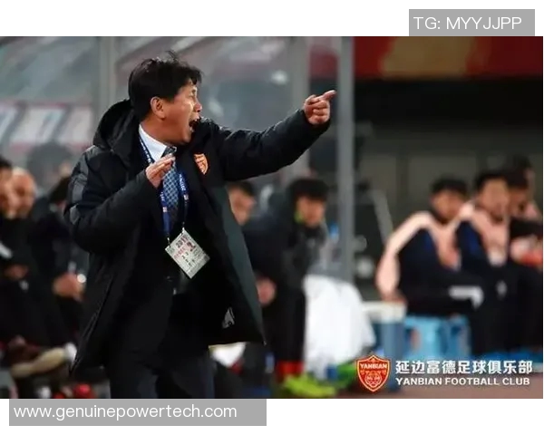 延边富德与内蒙古球队的激烈对决展现足球魅力与团队精神